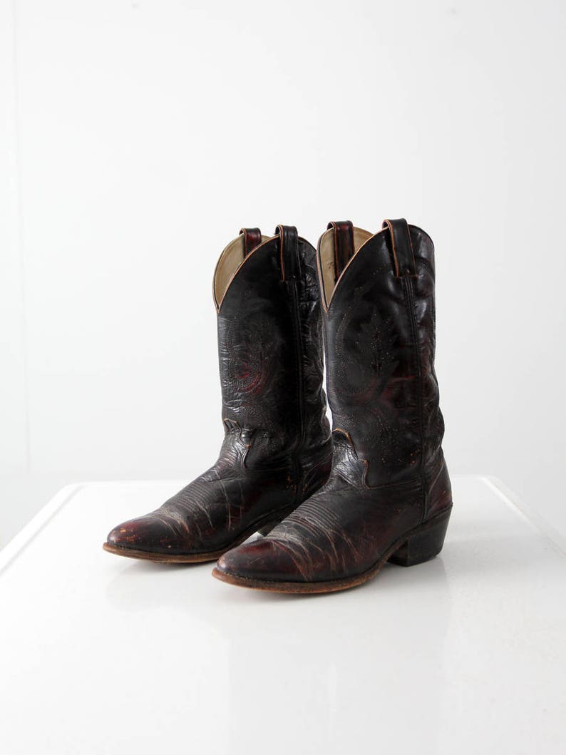 men/'s size 9 vintage black leather cowboy boots