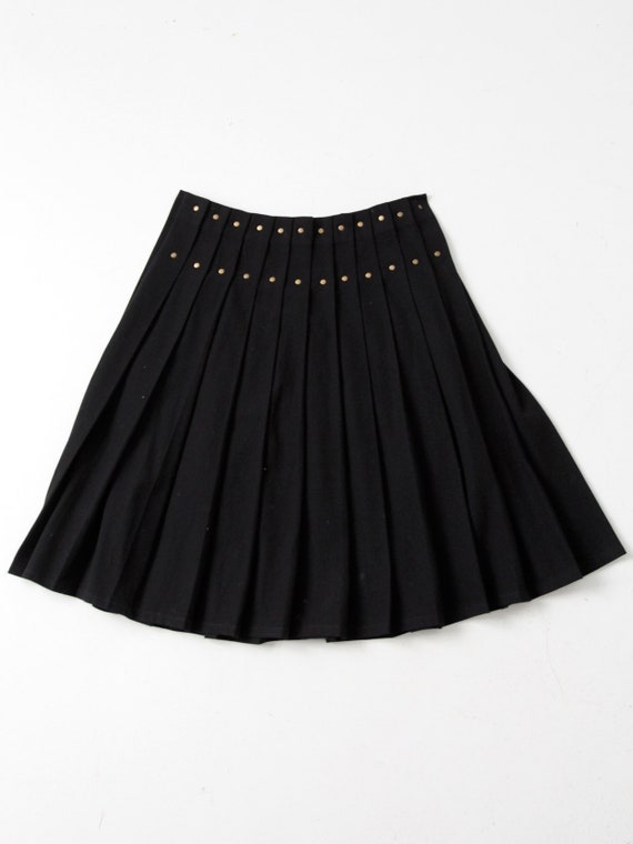 Byblos, vintage Byblos pleated black skirt