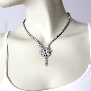 vintage rhinestone drop pendant necklace