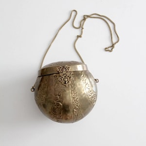 borsa a conchiglia in ottone vintage anni &#39;30