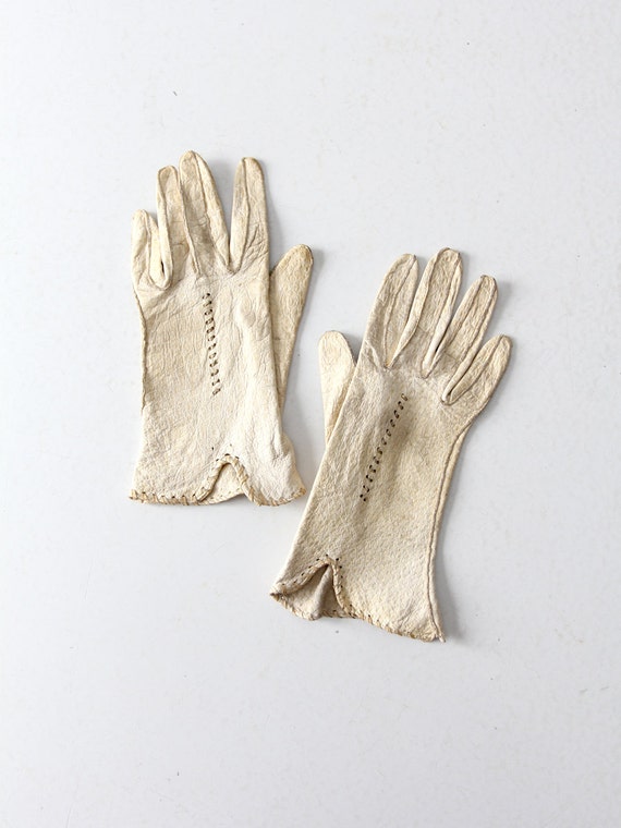 1920s white leather gloves, driving gloves