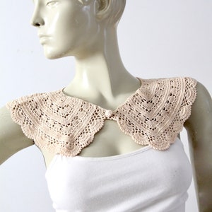 antique lace collar, hand crotchet
