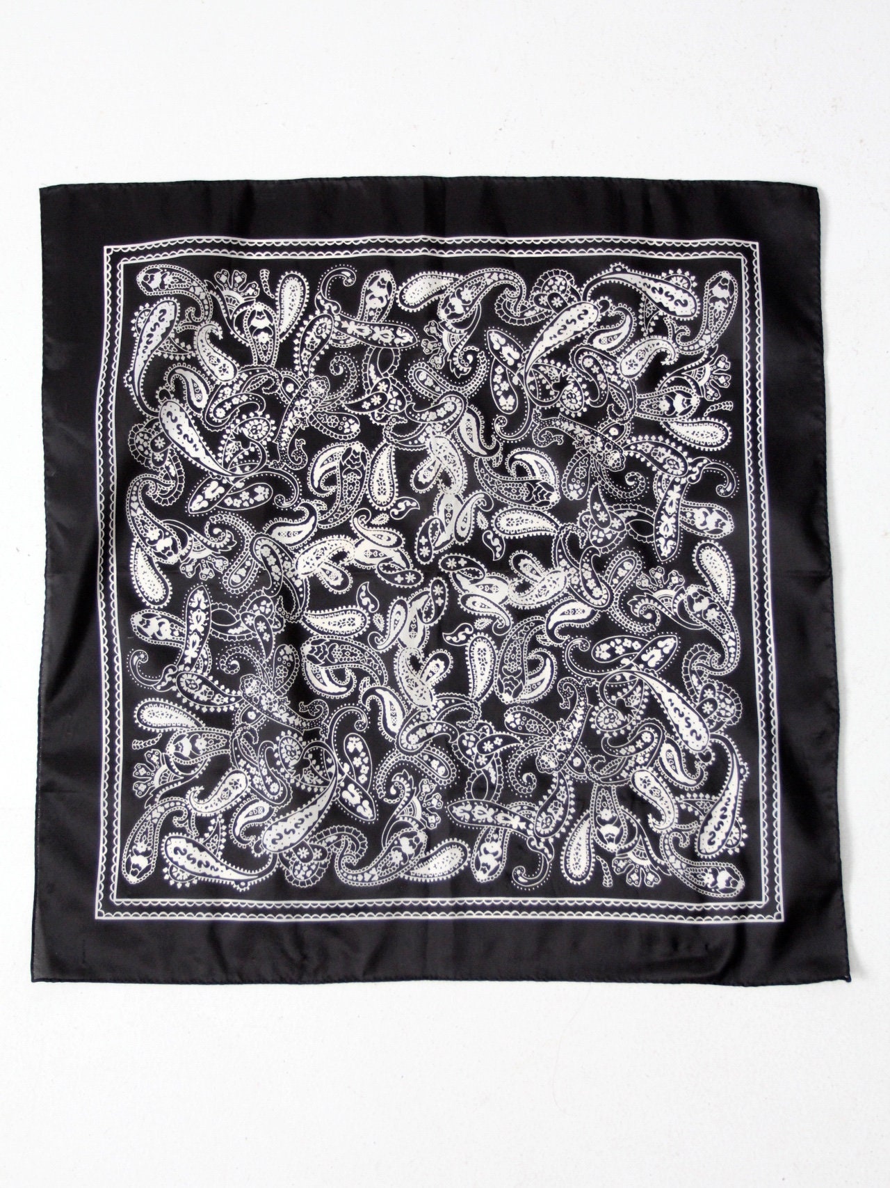 小物 SPECIAL 60S VINTAGE CROSS BANDANA BLACK CrossBandanaadcopy_600x600.jpg