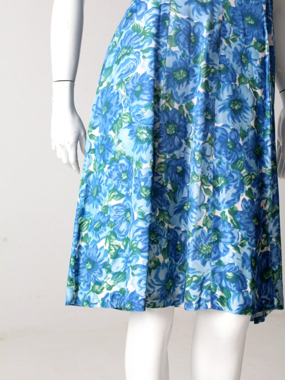 vintage 50s blue floral dress - image 10