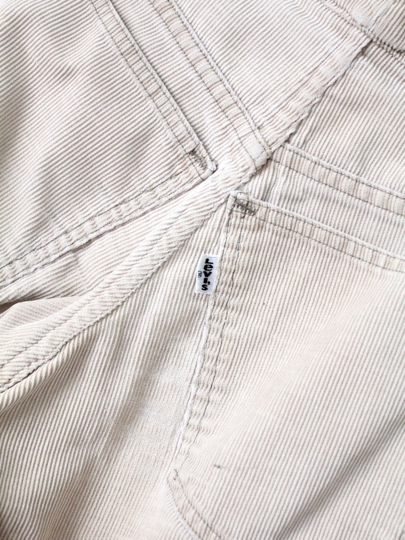 levi flared cords