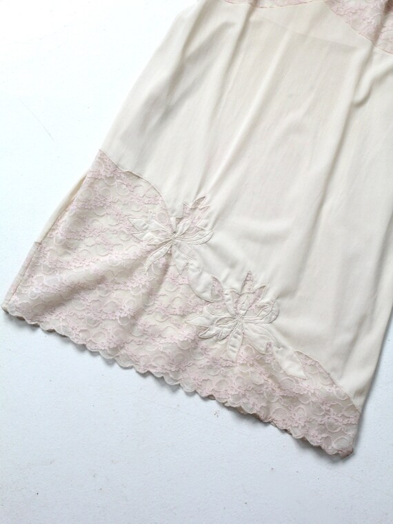 vintage 60s Movie Star nylon slip, size 36 - image 7