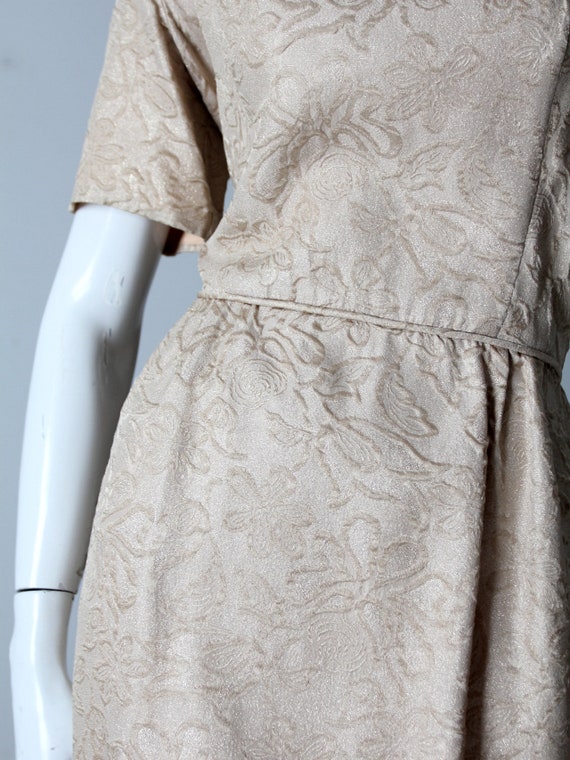 vintage 60s Henry-Lee brocade dress - image 10