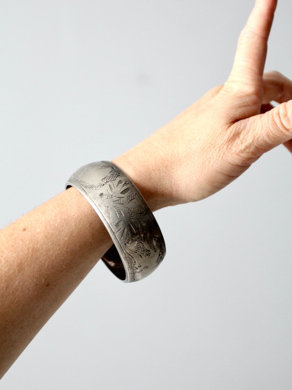 Vintage Etched Silver Tone Bangle Bracelet - Etsy