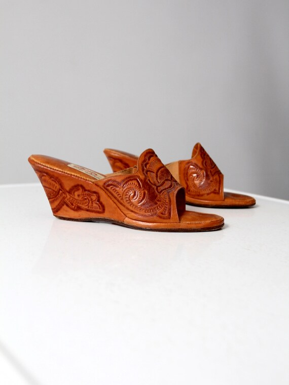 vintage 1950s tooled leather wedges, southwestern… - image 8