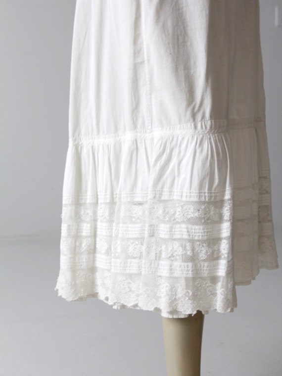Edwardian petticoat, antique 1900s white skirt