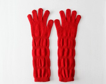 vintage red knit gloves, pleated long gloves, ruched knit ruffle glove