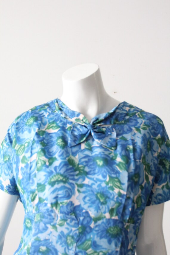 vintage 50s blue floral dress - image 6