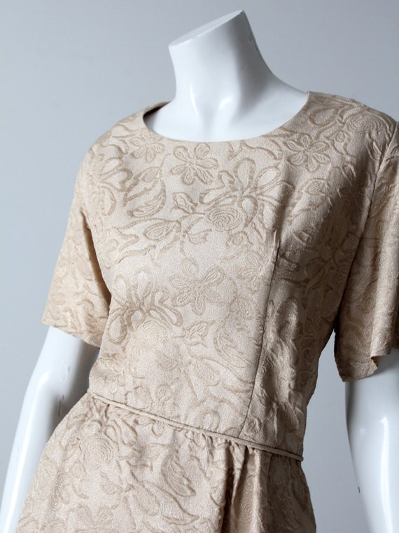 vintage 60s Henry-Lee brocade dress - image 9