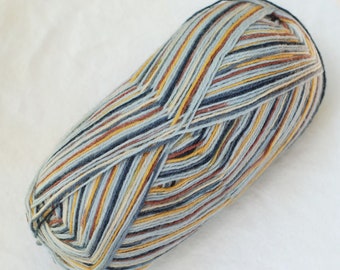 Self Striping Sock Yarn, Superwash Wool, Grey Shades, Brown, Gold, Sale, Fingering Weight, Ice Yarn, 067404