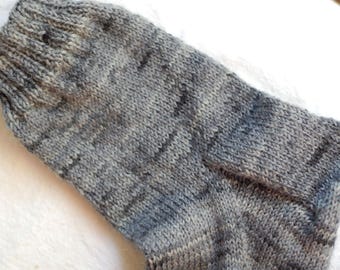 Self Striping Sock Yarn, Superwash Wool, Dark Grays, Sale, Fingering Weight, 100 g, 076230