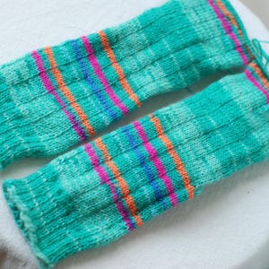 Fil à chaussettes auto-rayant, laine superwash, nuances de vert, bleu, orange, rose, 100 g, 082722