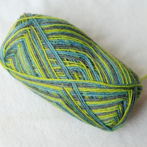 Self Striping Sock Yarn, Superwash Wool, Light Green, Teal, Dark Gray, 50 g, 071217