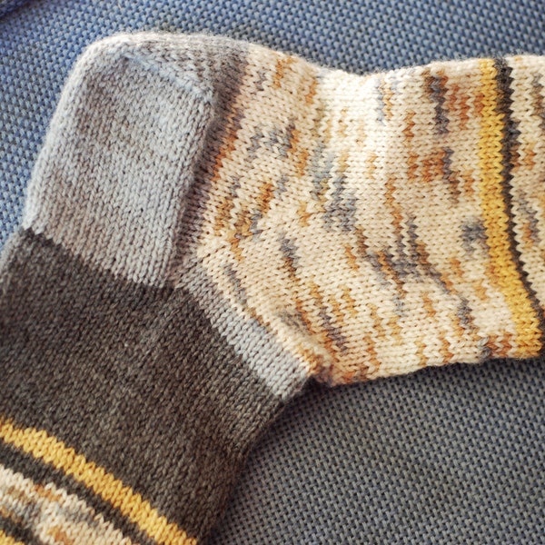 Self Striping Sock Yarn, Superwash Wool, Grey Shades, Cream, Gold, Sale, Fingering Weight, 074298