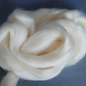 Natural White Silk Roving, Tussah Silk Top, Fiber for Spinning, Felting, 1oz