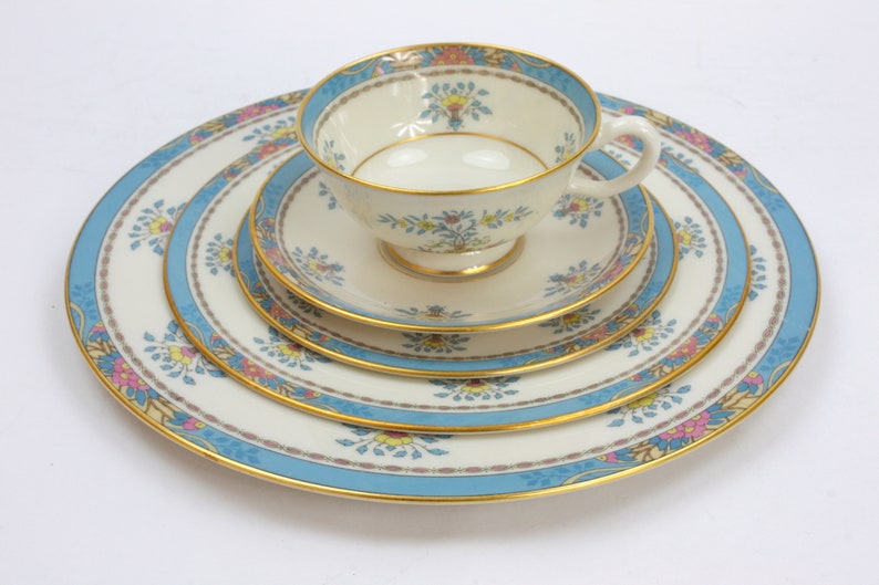 Tea Cups and Saucers for 4, Tea Cup Set, Vintage Lenox China Set, Tea Cups and Saucer Set, 22 Kt. Gold Trim, c1974, Vintage Tea Party image 3