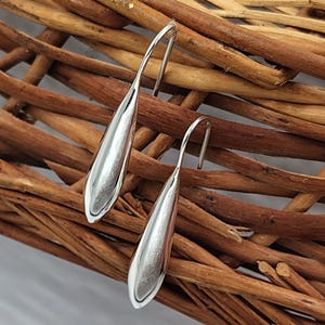 Sterling Silber Teardrop Baumeln Ohrringe: Handgemachter Minimalist Schmuck