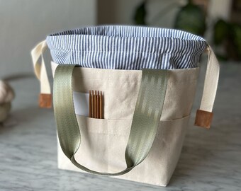Ready to ship - PROJECT BAG with handles and pockets - Ideal for knitting and crochet