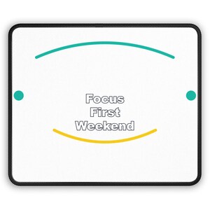 Weekend Focus Skrivbordsmatta | musmatta för distansarbetare