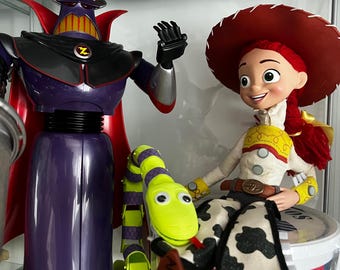 トイ・ストーリー（1995年）のスネークのおもちゃの1:1スケール