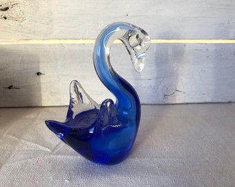 Vintage blue art glass swan Cobalt blue art glass swan