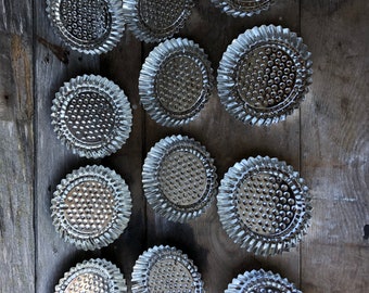 lot vintage de 12 fonds de moules à tartelettes - Petits fonds de moules à pâtisserie