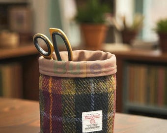 Woolen Tweed Pen Holder – Multifunctional Desk Organizer Box, Vintage Wool Fabric Storage for Office Supplies, Makeup, or Gift for Her