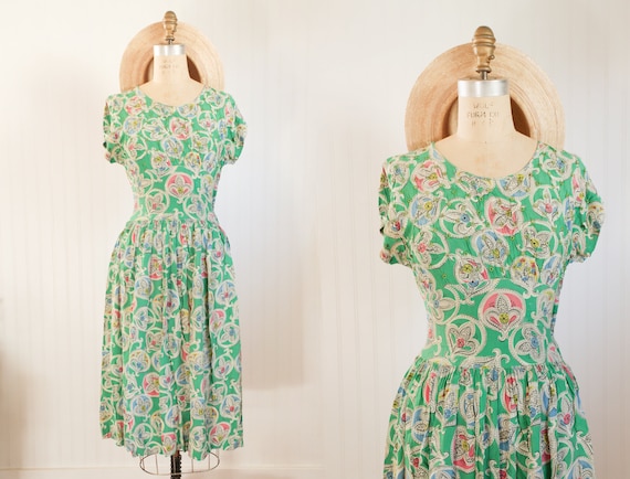 1930s fleur de lis dress || As Is || Size XS/S 25