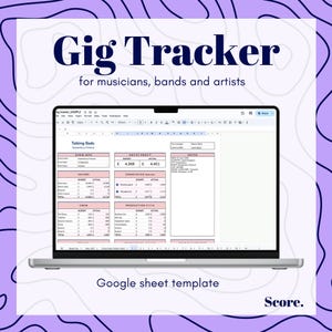Könnte beinhalten: Ein Laptop zeigt eine Google Sheets-Vorlage mit dem Titel "Gig Tracker" für Musiker, Bands und Künstler. Der Bildschirm zeigt eine Tabelle mit Finanzdaten, einschließlich Einnahmen, Crew und Künstlergewinn. Der Hintergrund ist hellviolett mit einem Wellenmuster.