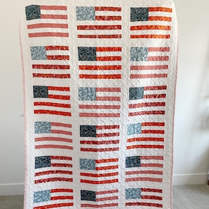 Handmade American Flag Cotton Quilt: Patriotic Home Decor - MADE TO ORDER