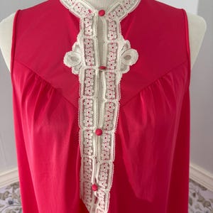Vintage Vanity Fair 70&#39;s Pink Nightgown