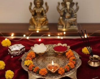 Pooja Thaili Set mit Diya & Schüsseln - Diwali Decor