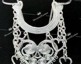 Mini Hmong Xauv Necklace for Labubu Doll (Hearts)