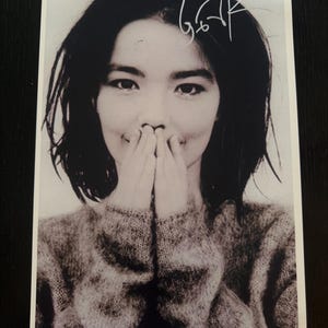 Bjork signed - Etsy 日本