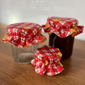 Jar Bonnet, Jar cloth covering, Reusable jar cover, Fabric jar cover, decorative jar cover, Sourdough starter cover, Wedding favour