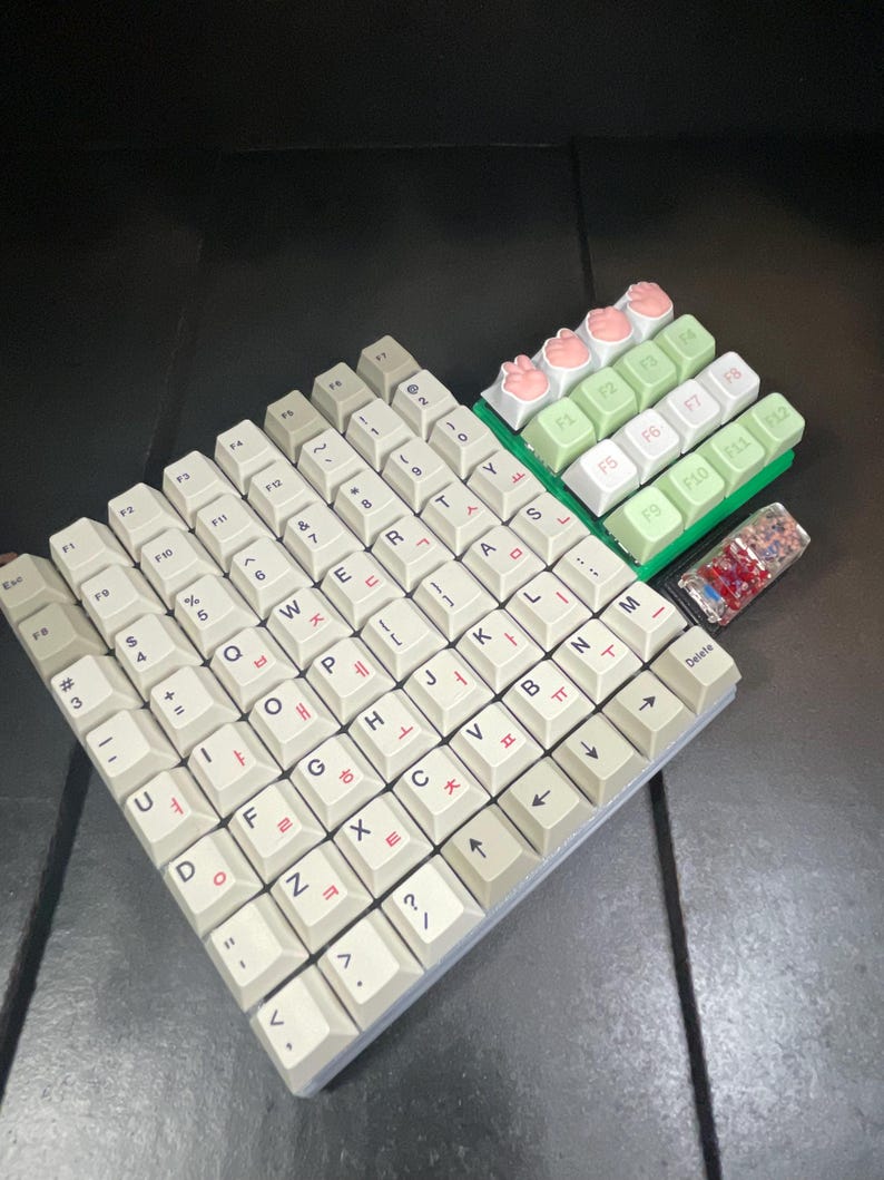 Customizable Mechanical Keyboard Switch Tester. You choose the size.
