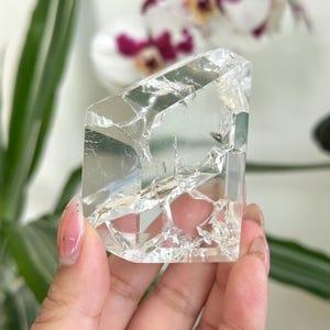 Rainbowy Crackle Quartz, Fire & Ice Quartz Freeform Carving B for Energy and Transformation, Gemstone, Rocks, Minerals, Crystal Freeform