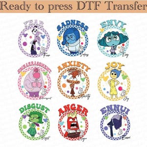 Könnte beinhalten: Eine DTF-Transferfolie mit Cartoon-Charakteren, die Emotionen wie Angst, Traurigkeit, Neid, Verlegenheit, Angst, Freude, Ekel, Wut und Langeweile darstellen. Jeder Charakter ist in einem kreisförmigen Design.