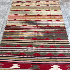 Vintage Handwoven Turkish Kilim Rug: Bodrum Wave Pattern, Boho Decor (236x132 cm)