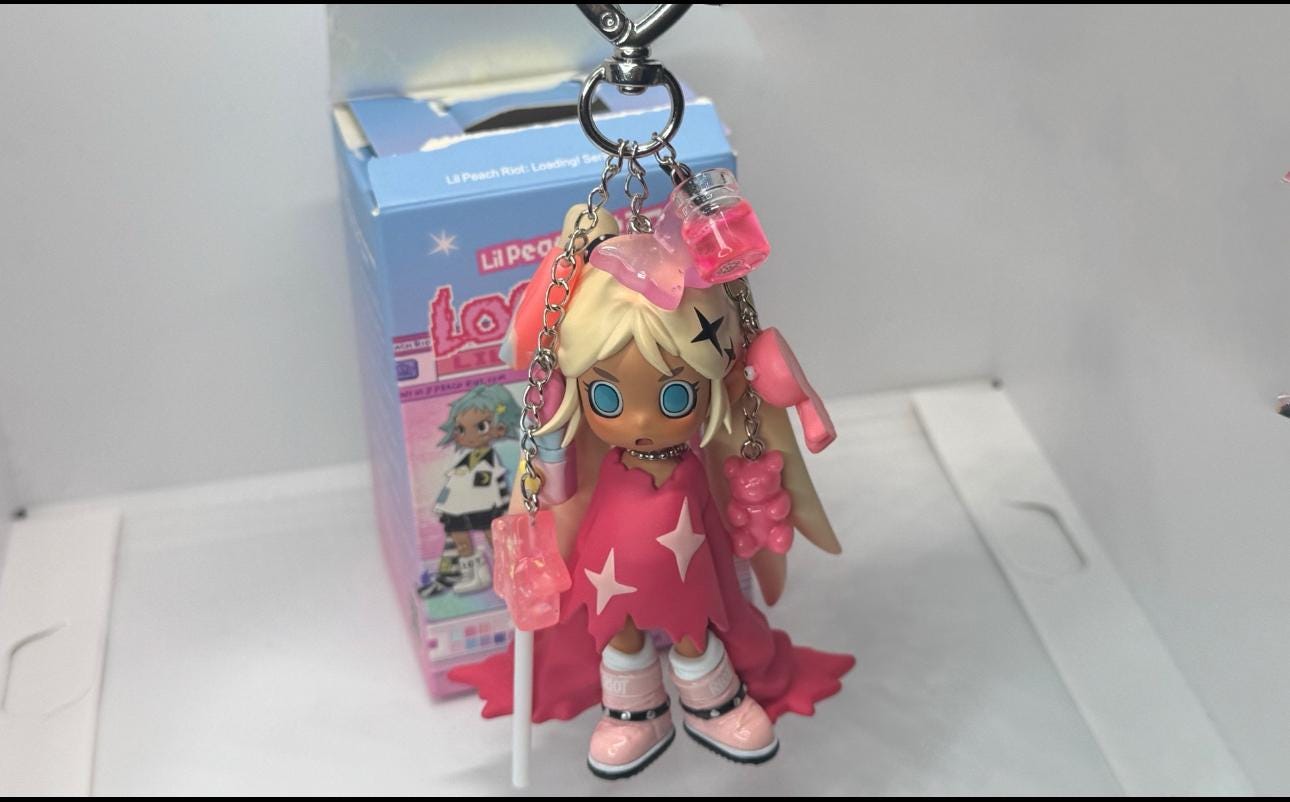 POPMART Peach Riot ピーチライオット　アクリルキーホルダー S9de966de26e94ba08d2e16ac98c87