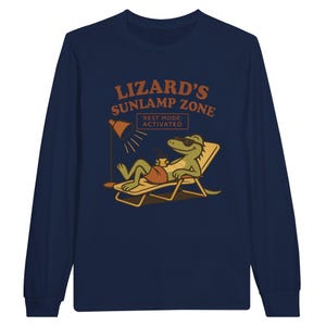 Camiseta Lizard’s Sunlamp Zone – Camiseta Chill Cartoon Lounge Lizard, Camisa de dormir retrô