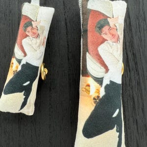 WillNE Body Pillow Keychain