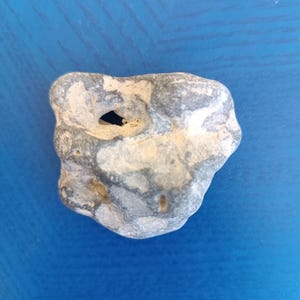 Extremely Rare Wishing Stone - Energy Stone with natural hole - Witchcraft pebble - Genuine Pebble - Hag stone