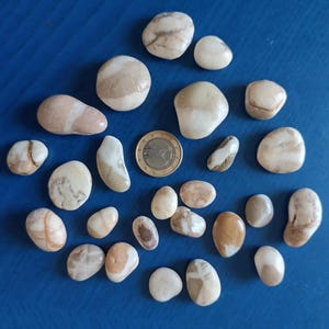 Sea Stones set of 25 - Decorative Sea Stones - Natural - Wishing Stones - Pebble Art  - Beach Minerals - Stones With White Lines