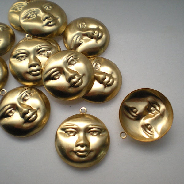 12 medium brass sun man charms ZB156
