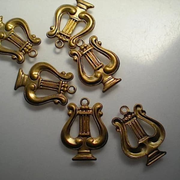 6 brass harp charms